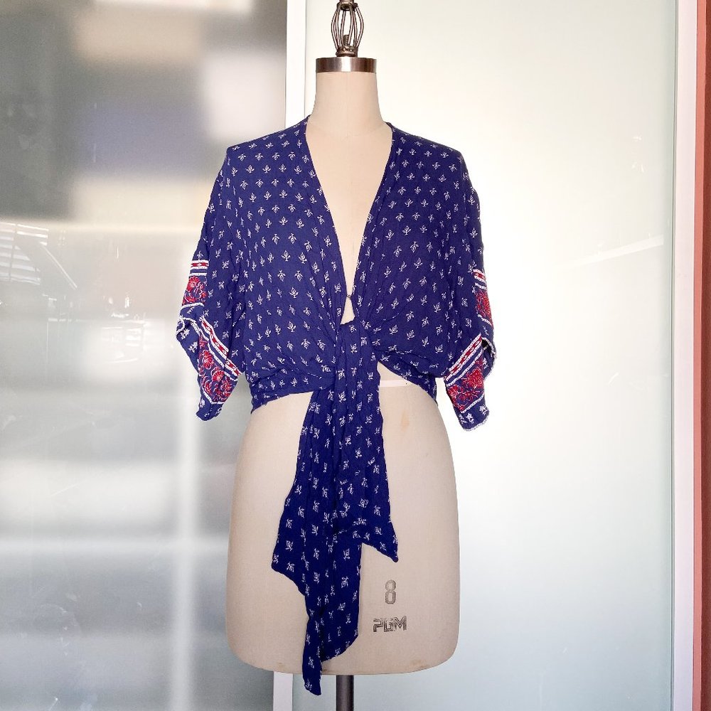 NWOT Faithfull tie wrap top size AUS 8, US 4